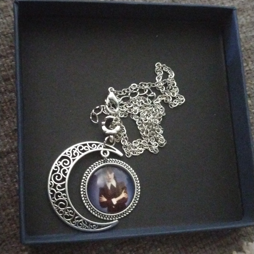 Wednesday Addams Crescent Moon Pendant Necklace - Silver Tone NWT - Picture 3 of 4